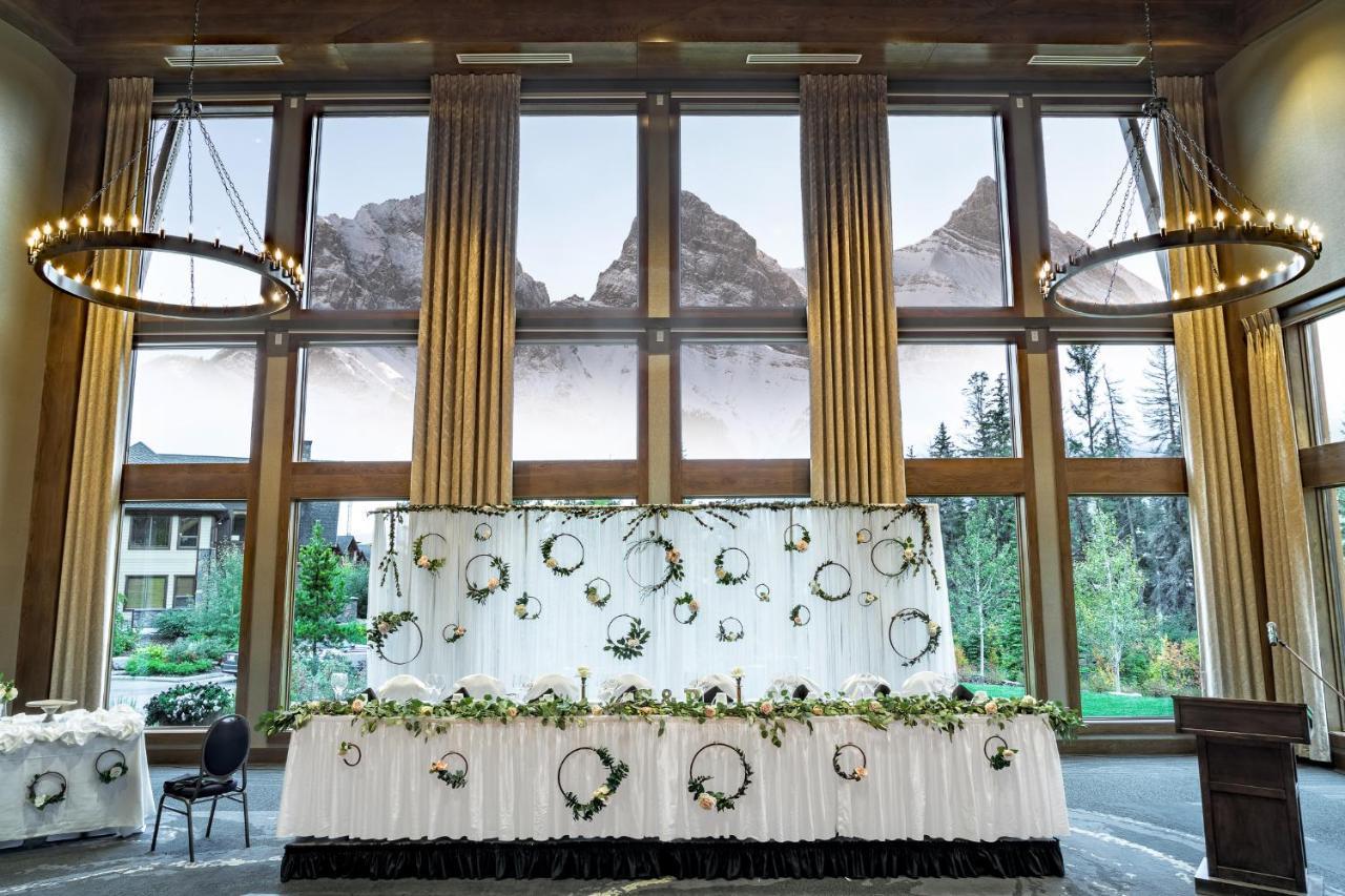 The Malcolm Hotel Canmore